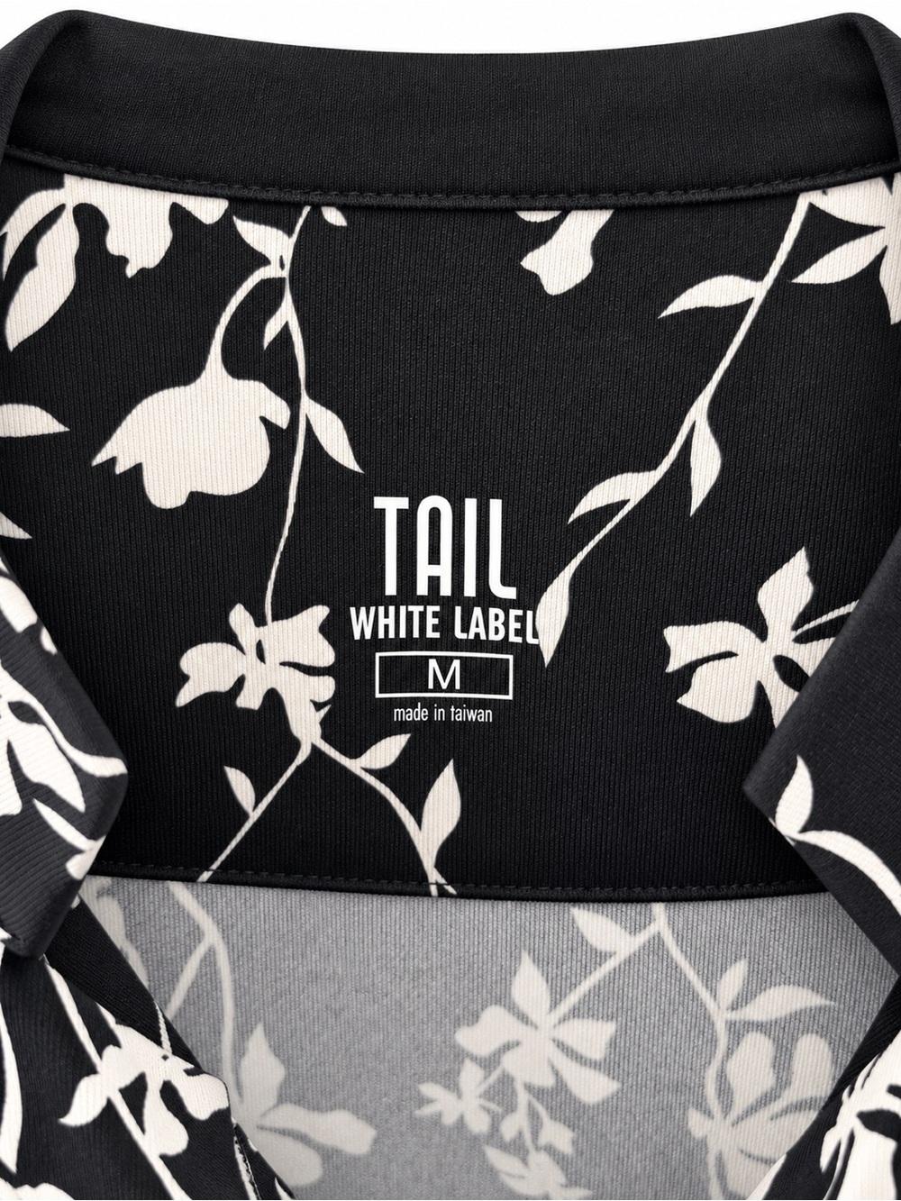 Tail White Label Women’s M Black White Floral Quarter Zip Golf Pullover Top - Picture 3 of 4